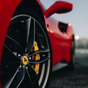 Meet your Posher, Thomás